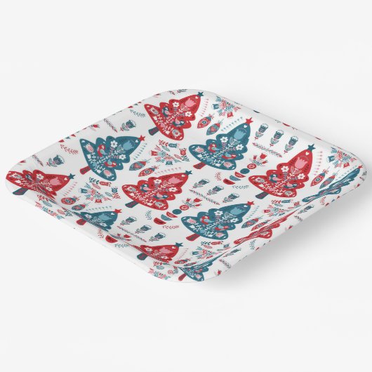 赤と青スカンジナビアのクリスマスツリーフォークアート ペーパープレート (傾斜あり)