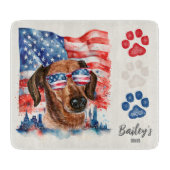 赤と青7月4日かわいいダシュント犬 カッティングボード (正面)