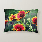 赤と黄色のガイラディアブランケットの花 アクセントクッション (裏面)