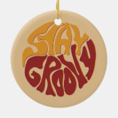 赤と黄色のスプラッシュでGroovyを維持 セラミックオーナメント (裏面)