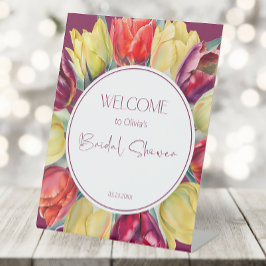 赤と黄色のチューリップブライダルシャワーへようこそ 台座サイン