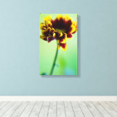 赤と黄色のデイジーフラワーキャンバス印刷 キャンバスプリント (インサイチュ (ウッドフロア))