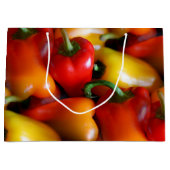 赤と黄色のピーマン抱き枕 ラージペーパーバッグ (正面)