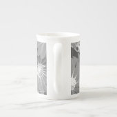 赤と黄色の花2 ボーンチャイナマグカップ (裏面)