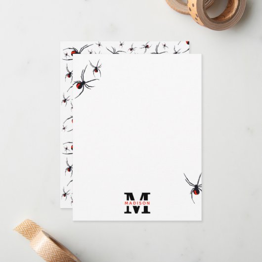 赤と黒のスパイダーパターン モノグラム入り ノートカード (正面/裏面インサイチュ)