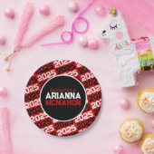 赤と黒のパーソナライズされた卒業 ペーパープレート (パーティー)