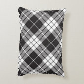 赤と黒のプレイドバッファローチェックパターン アクセントクッション (裏面(縦))