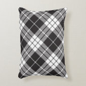 赤と黒のプレイドバッファローチェックパターン アクセントクッション (正面(垂直))