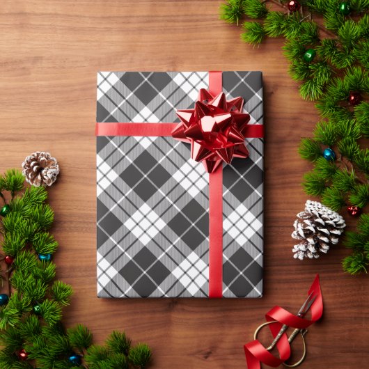 赤と黒のプレイドバッファローチェックパターン ラッピングペーパー (クリスマスギフト)