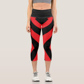 赤と黒のヨガパントカプリストライプのレギンス カプリレギンス (正面)