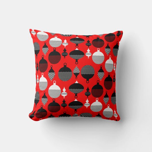 赤と黒のレトロクリスマス装飾ボール クッション (正面)