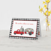 赤と黒のヴィンテージトラックとキャンパーのクリスマス カード (黄色い花)