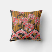 赤と黒の壁のデザインつる。 クッション (裏面)