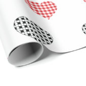 赤と黒の格子模様のバレンタインハートオンホワイト ラッピングペーパー (ロールコーナー)