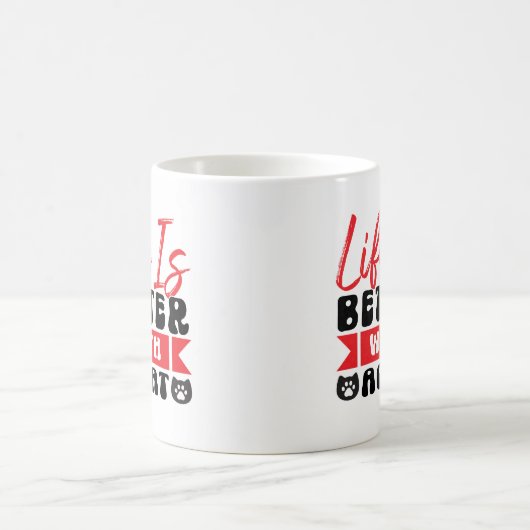 赤と黒は猫にかわいい コーヒーマグカップ (中央)