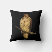 赤によって後につかれるタカ クッション (裏面)