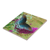 赤によって斑点を付けられる紫色の蝶セラミックタイル タイル (側面)