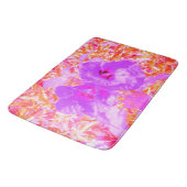 赤に紫とホットピンクの梅熱狂するハイビスカス バスマット (アングル)