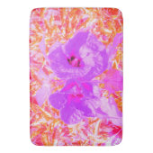 赤に紫とホットピンクの梅熱狂するハイビスカス バスマット (正面縦)