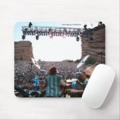 赤のキットの後ろのタッドSuchermanはマウスパッドを揺すります マウスパッド (マウス)