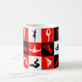 赤のチアリーダーをするブロックのマグ マグカップ (中央)