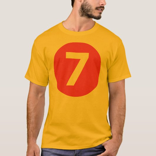 赤のナンバー7 Tシャツ (正面)