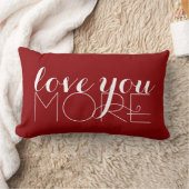 赤の白のより多くの文字愛して下さい ランバークッション (ブランケット)