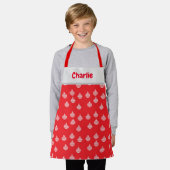 赤の白ストライプオーナメント エプロン (着用した状態)