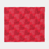 赤の白黒の交互ハート線 フリースブランケット (正面(横))