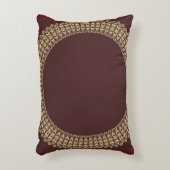 赤の縁ど上のゴールデンアラベスクフローラ要素 アクセントクッション (正面(垂直))