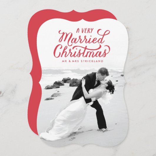 赤の非常に結婚したなクリスマスの新婚者の写真カード シーズンカード (正面/裏面)
