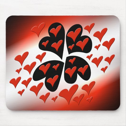 赤の黒のハート マウスパッド (正面)