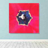 赤はっきりしたチューリップ花マクロ自然写真 キャンバスプリント (インサイチュ (ウッドフロア))