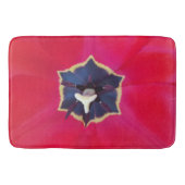 赤はっきりしたチューリップ花マクロ自然写真 バスマット (正面)