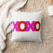 赤はっきりしたピンクXOXOグラフィックバレンタインモダン クッション (ブランケット)