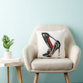 赤は小剣の靴、黒いハイヒールに底を付けます クッション (椅子)