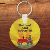 赤または緑の退職トラクターキーチェーン キーホルダー (正面)