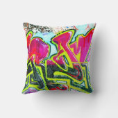 赤または青か緑の落書きの壁画 クッション (裏面)