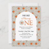 赤みがかったオレンジ色のデイジーフローラアーチ1st誕生日 招待状 (正面)