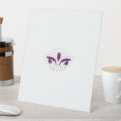 赤みがかったマゼンタの装飾 台座サイン (インサイチュ)