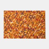 赤みを帯びたトーンのスローの点に六角形のモザイク ドアマット (正面)