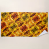 赤みを帯びた黄色の破片とシェイプの生成 ビーチタオル (正面)