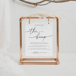 赤んエレガント坊がバンプサインからメッセージをシャワーで浴びる ポスター