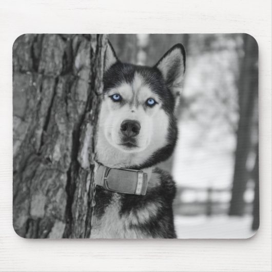 赤ん坊の青い目 マウスパッド (正面)