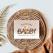 赤ん坊シャワーの本がベビー エンクロージャーカード