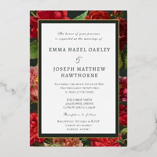 赤エレガントいバラが緑のヴィンテージクラシック結婚の 箔招待状 (正面)