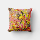 赤エレガントと金ゴールドの複雑なフローラ クッション (正面)