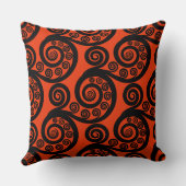 赤エレガントと黒ファーンフォンドスワール装飾用クッション クッション (裏面)