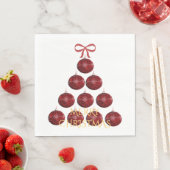 赤エレガントオーナメントのクリスマスツリー スタンダードランチョンナプキン (インサイチュ)