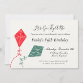 赤エレガント緑カイト飛んでいるスカイ誕生日 招待状 (正面)